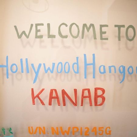 Hollywood Hangout - New West Properties カナブ エクステリア 写真