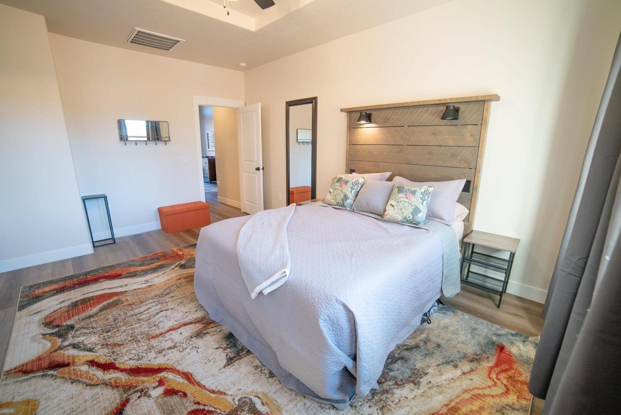 Hollywood Hangout - New West Properties カナブ エクステリア 写真